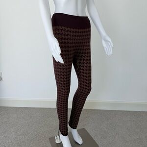RHONE Burgundy and Black Houndstooth Leggings